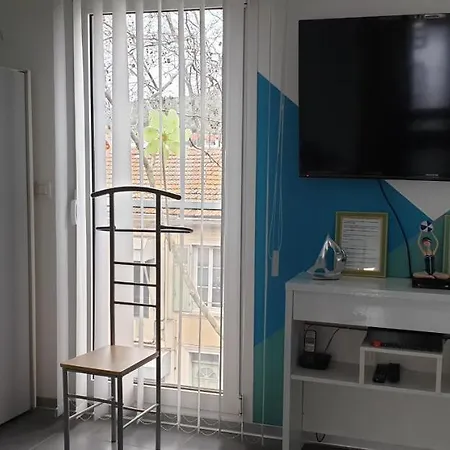 D'hotes Chez Pat Et Nanou 住宿加早餐酒店